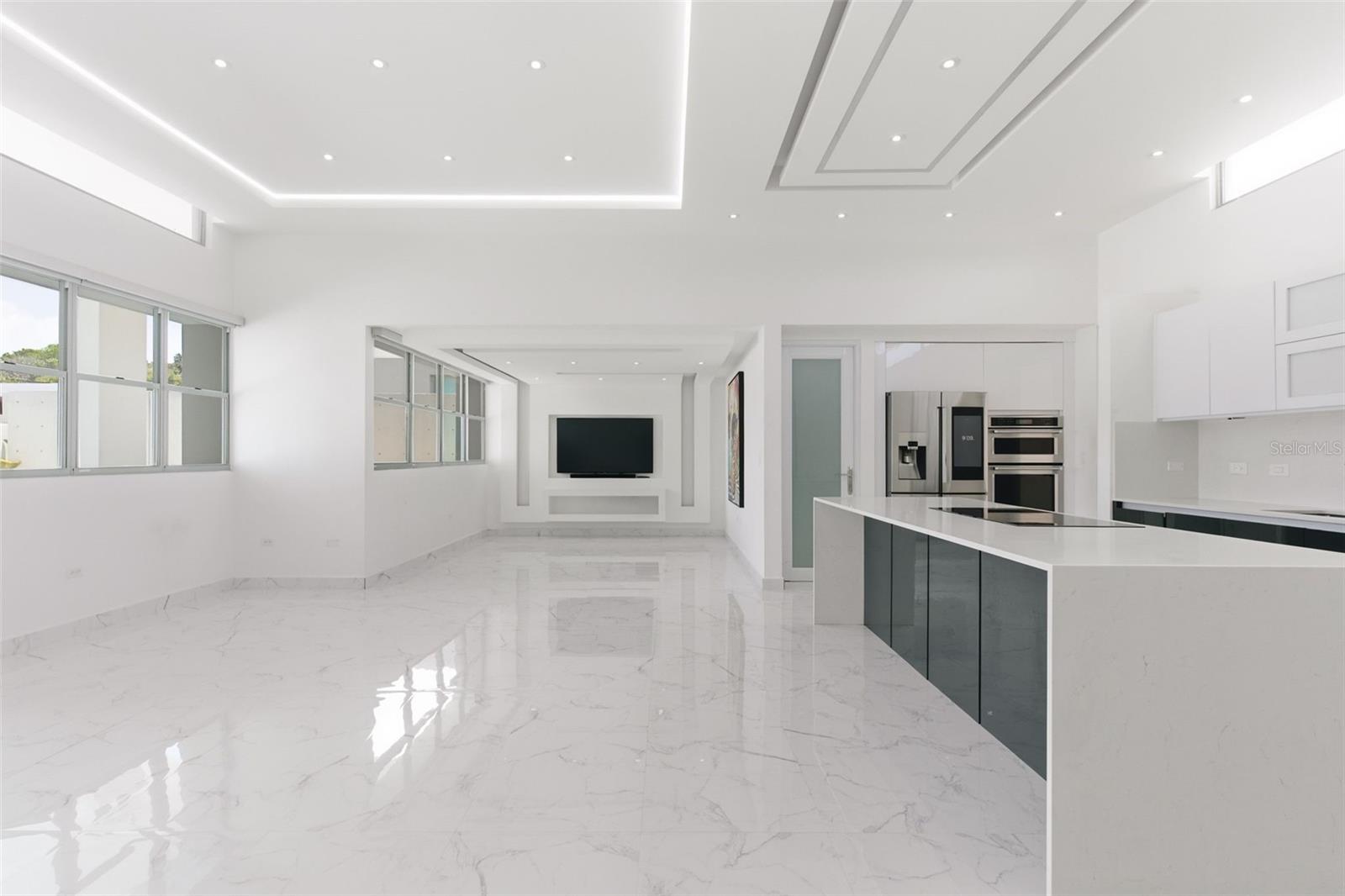 Montecielo Lyra St. Property Photo 4
