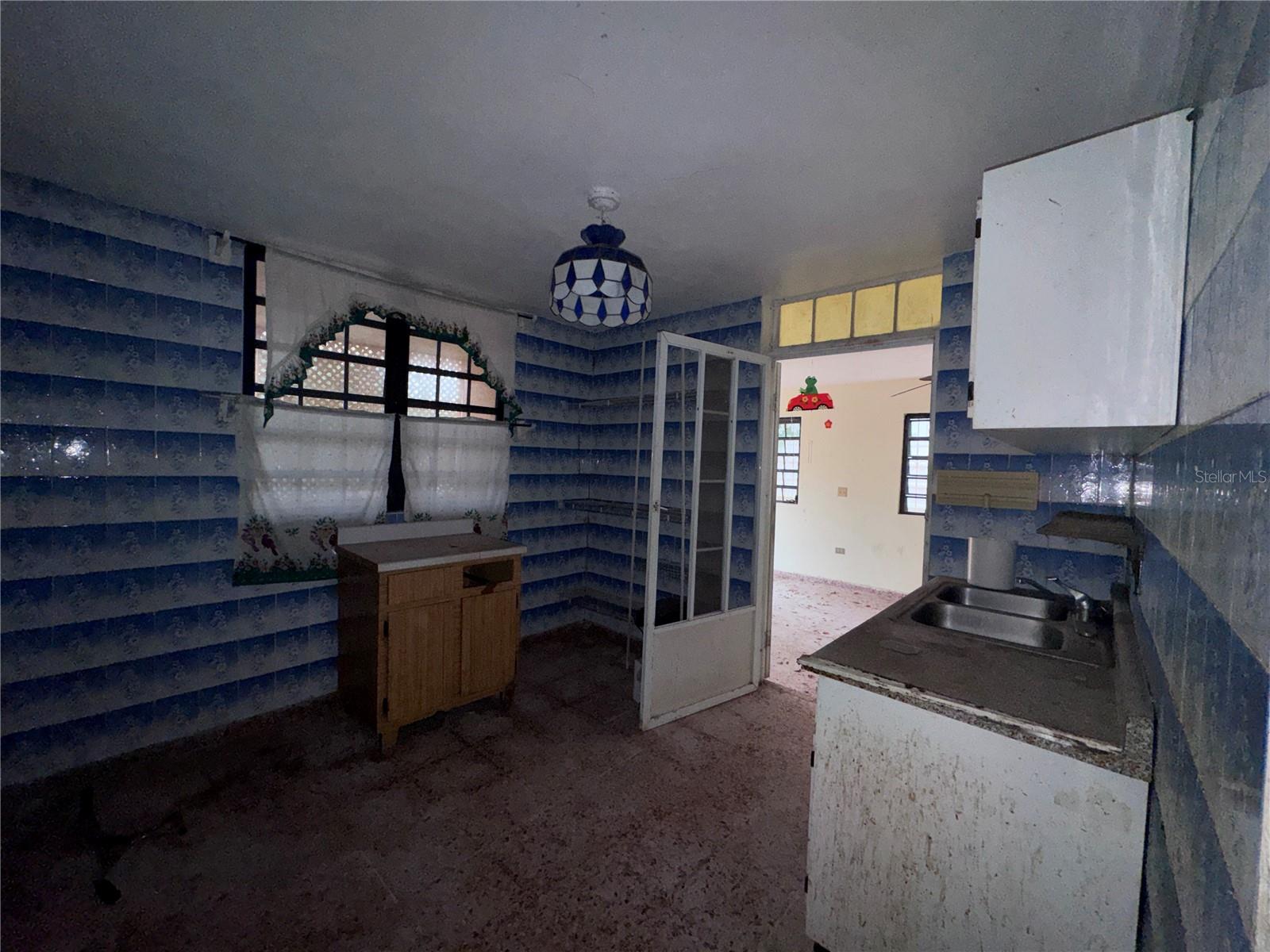 1006 Rodrigo Triana Property Photo 6