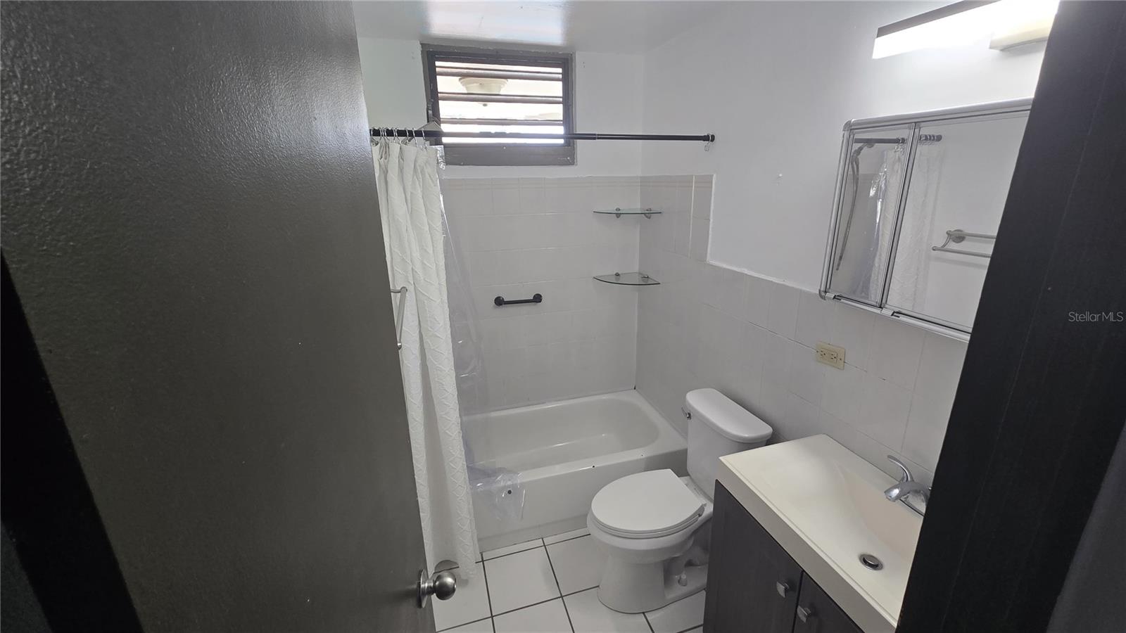201 Arterial Hostos Ave Property Photo 4