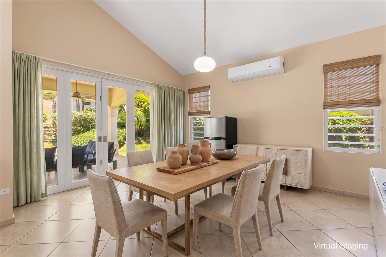 76 Harbour Lights Dr Property Photo 8