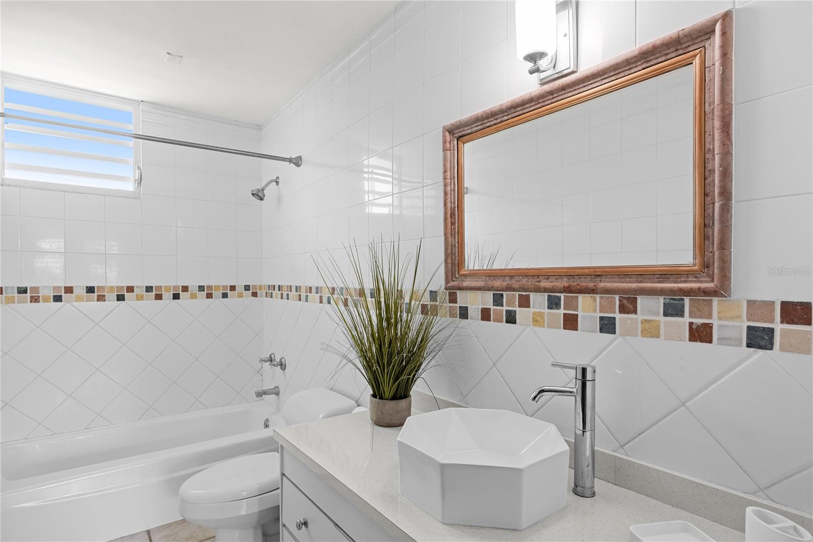 Calle 6 H17 Tintillo Gardens Property Photo 17