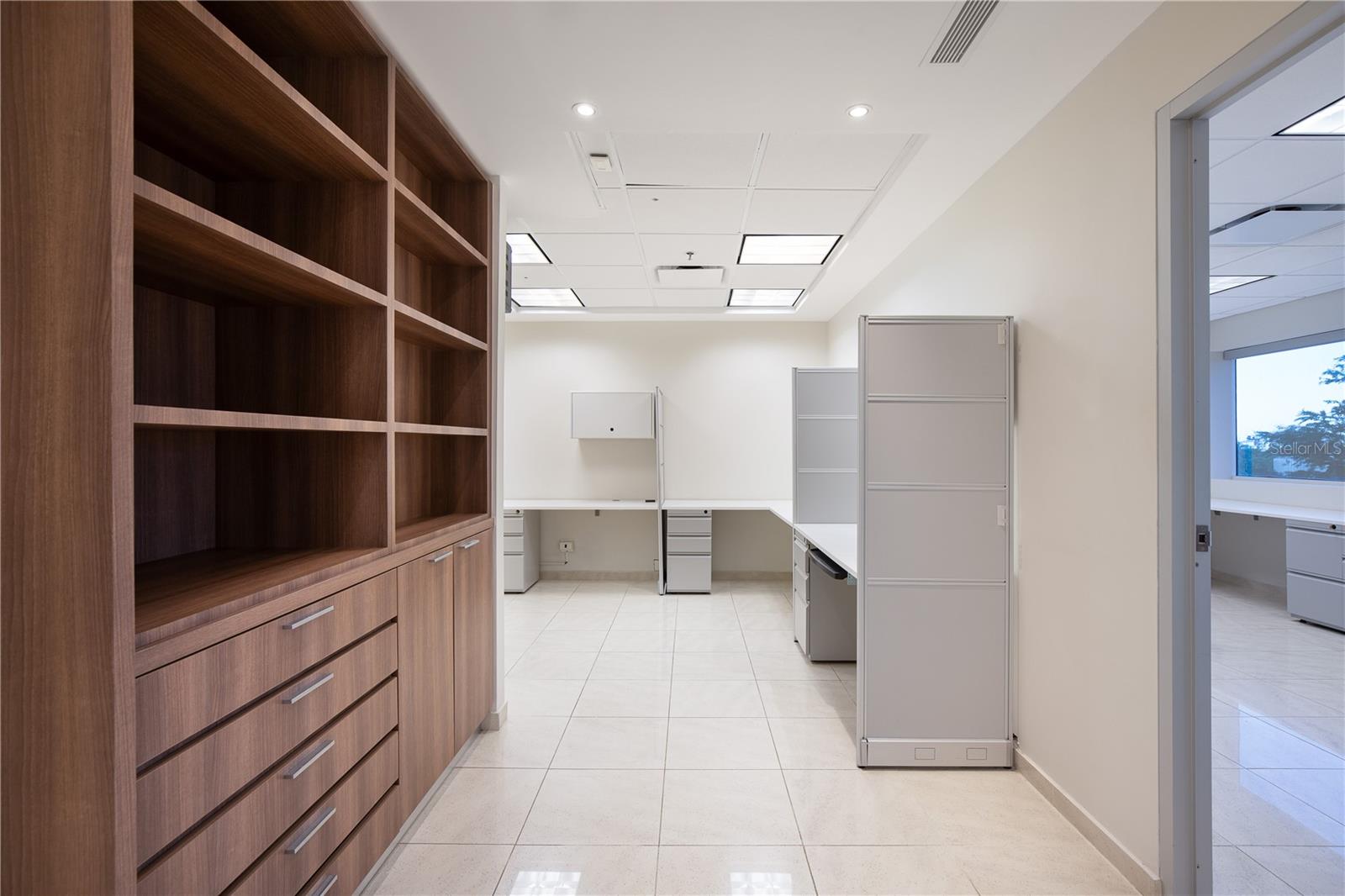 90 Carr 165 Suite 309 Centro Internacional De Mercadeo Property Photo 3