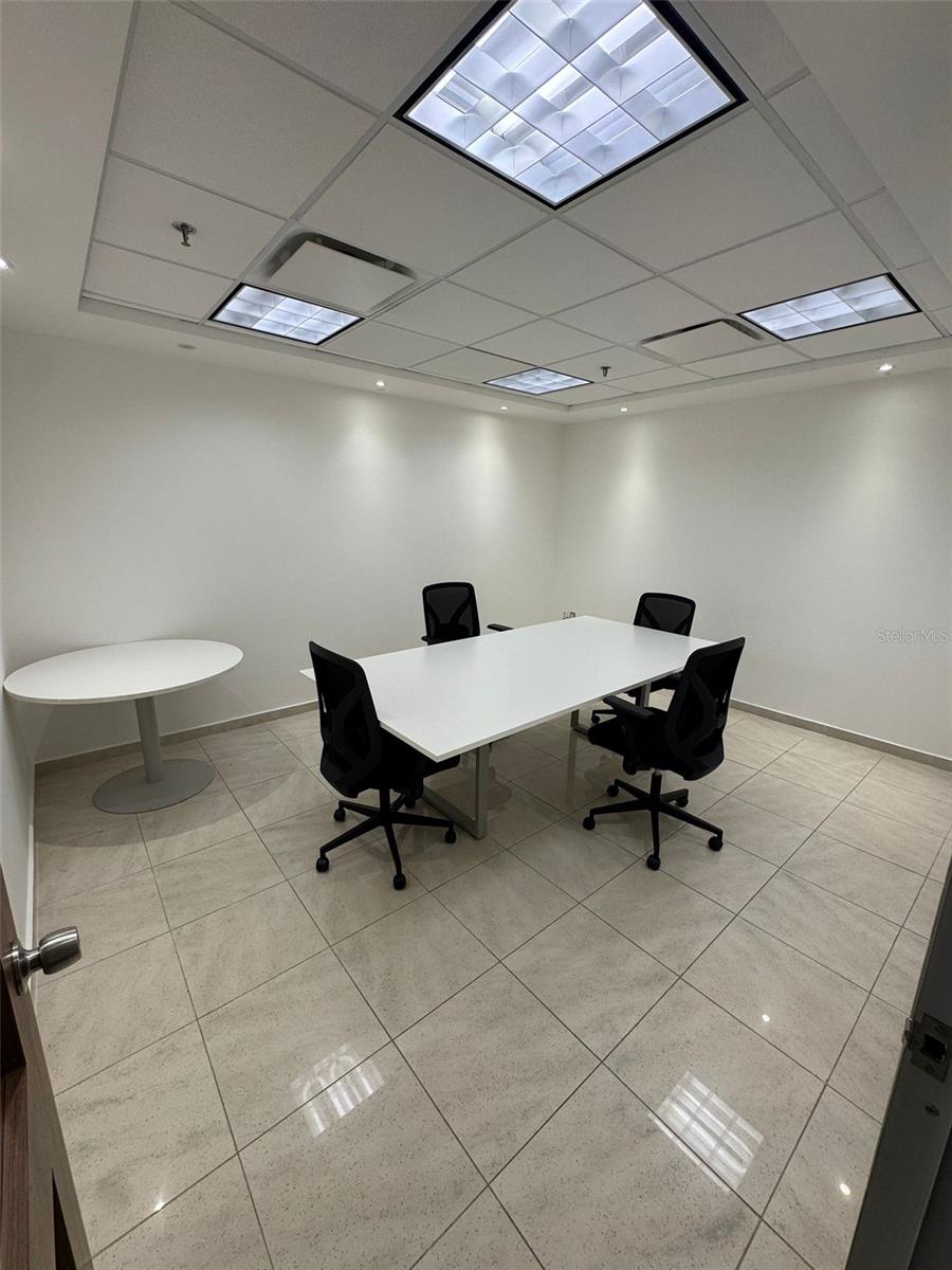 90 Carr 165 Suite 309 Centro Internacional De Mercadeo Property Photo 6