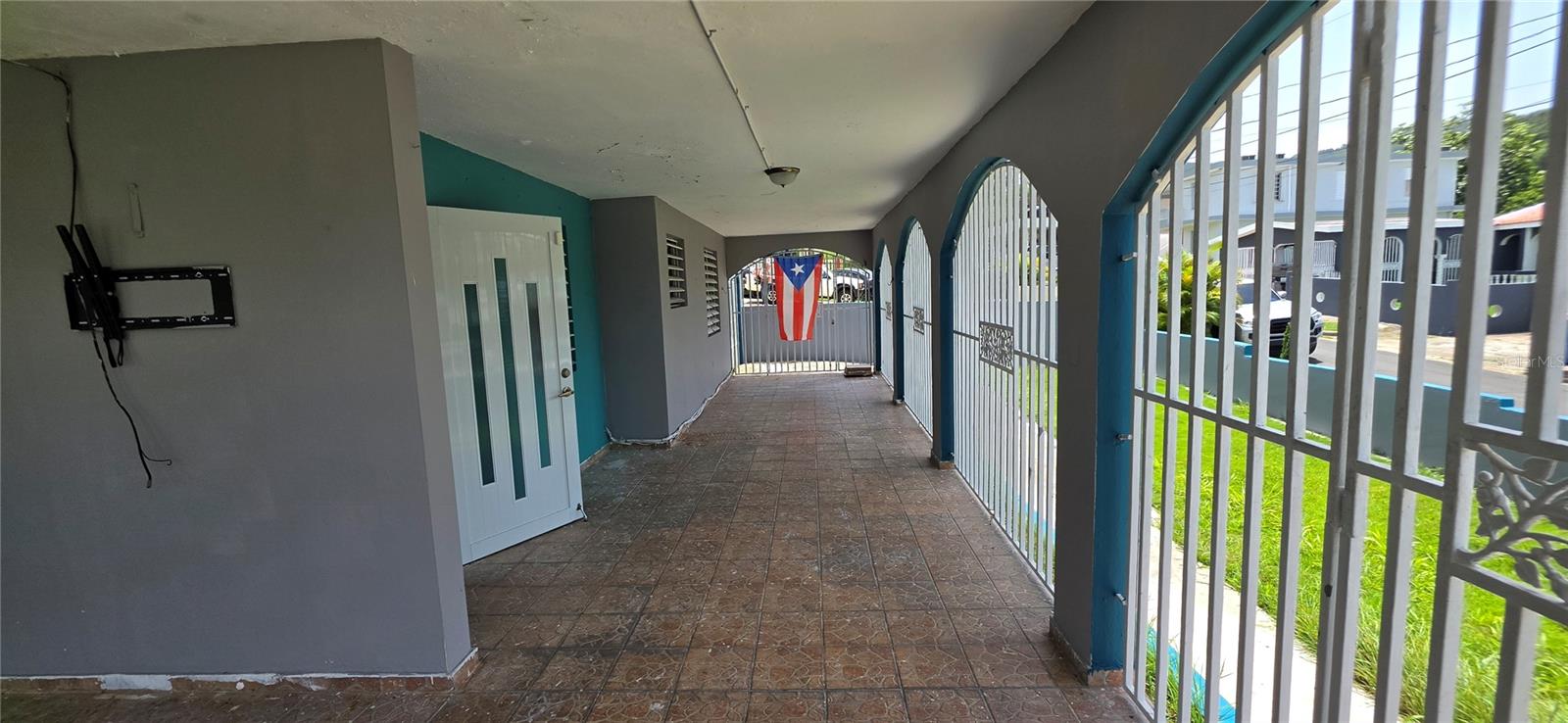 8 Calle Cascada Property Photo 3