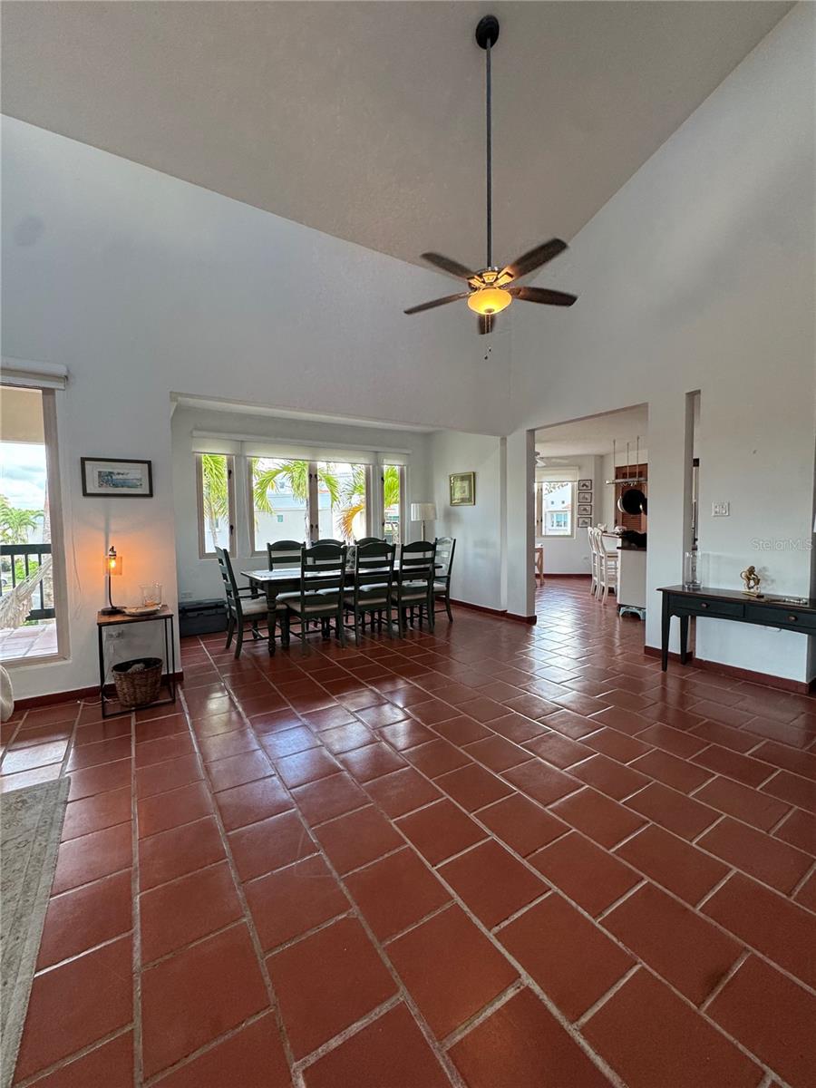 86 Lakeside Villas #f2 Property Photo 6