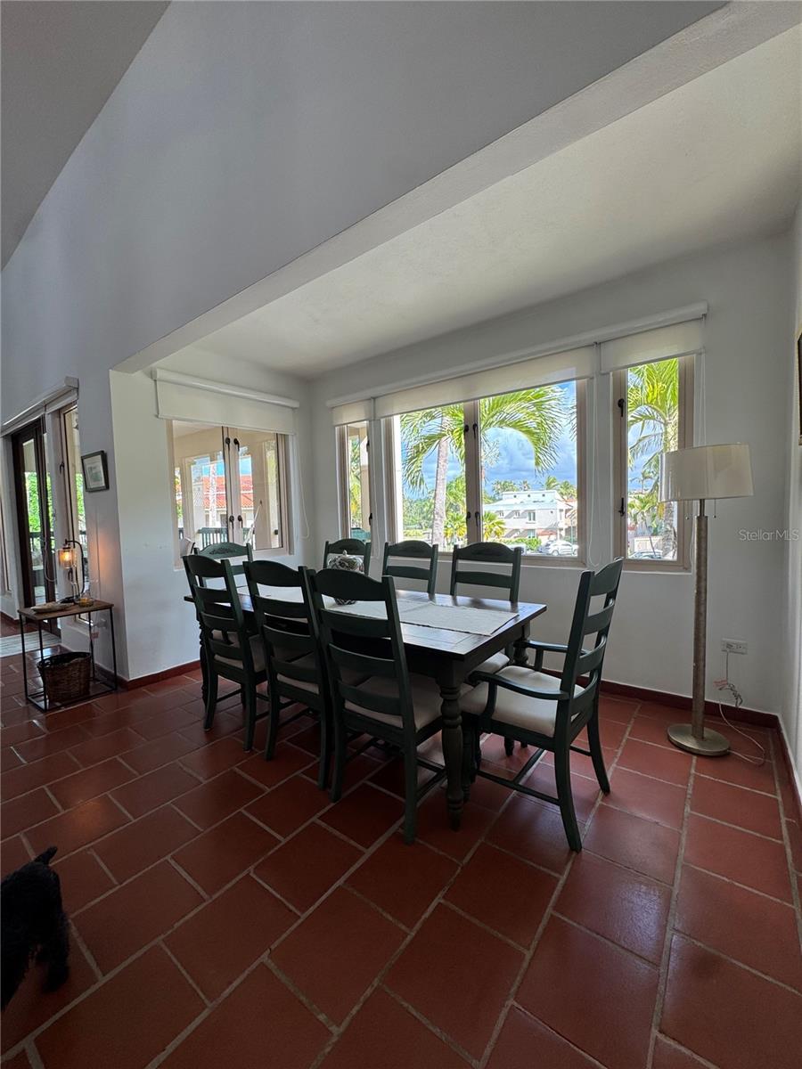 86 Lakeside Villas #f2 Property Photo 7