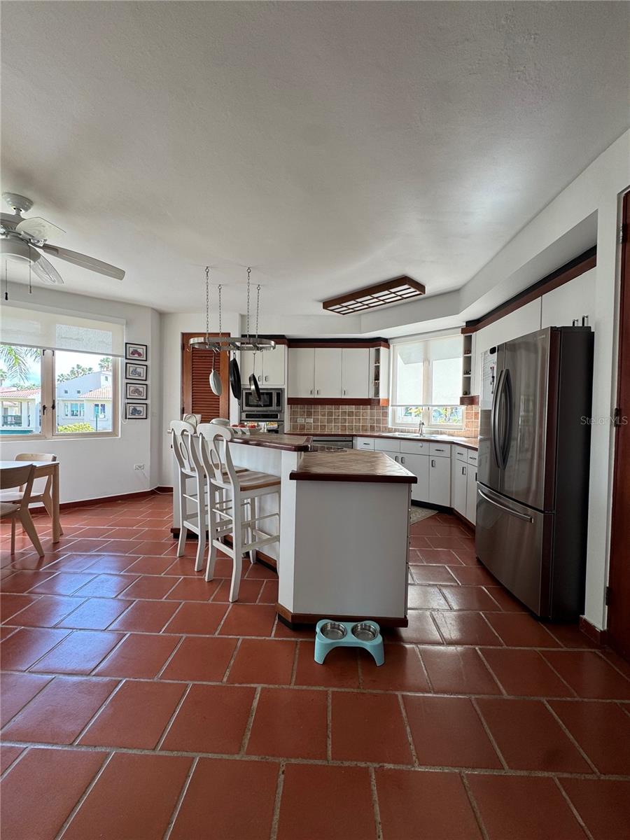 86 Lakeside Villas #f2 Property Photo 12