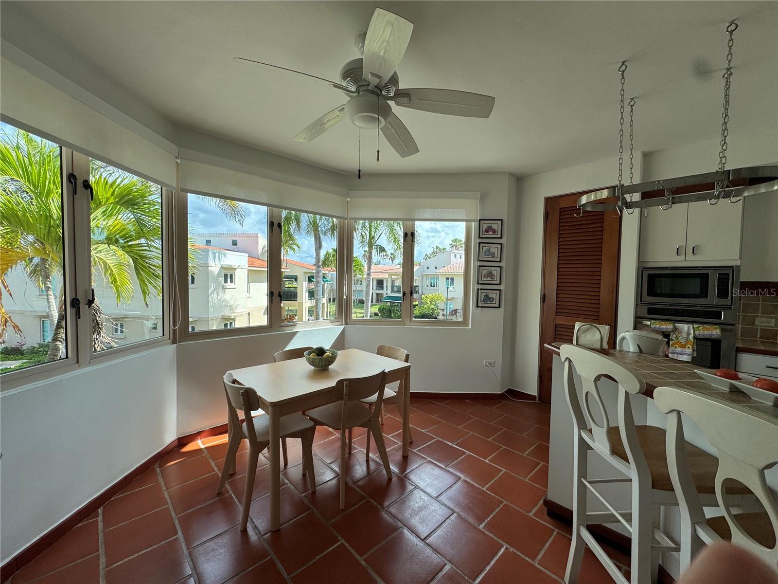 86 Lakeside Villas #f2 Property Photo 13