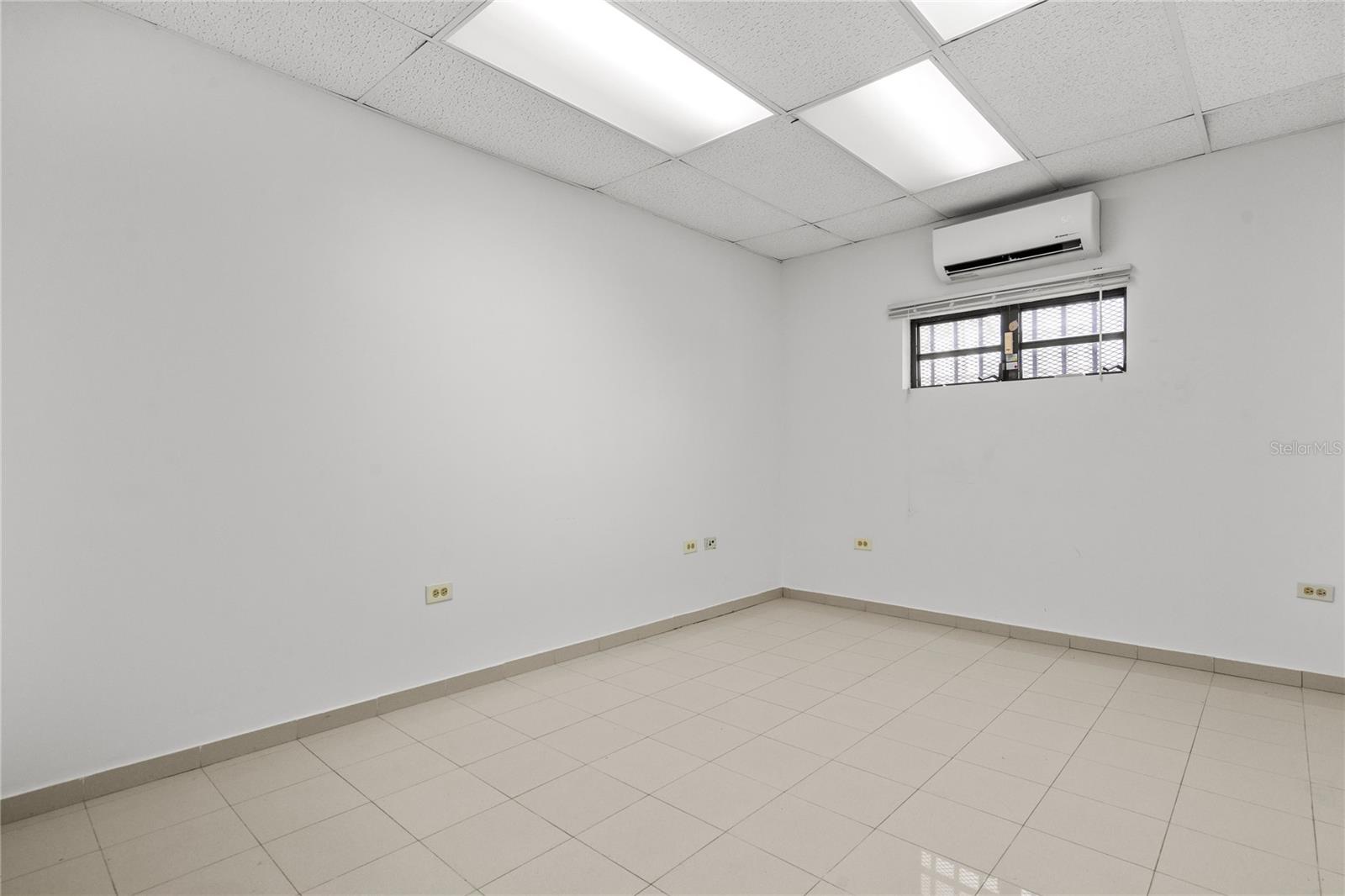 141 O'neill Property Photo 17