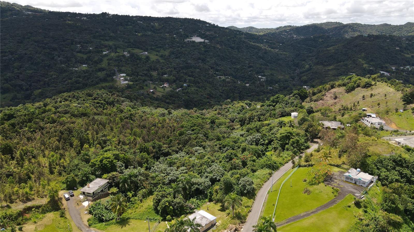 185 Km. 5.8 Bo Campo Rico Sector Peniel Property Photo 3