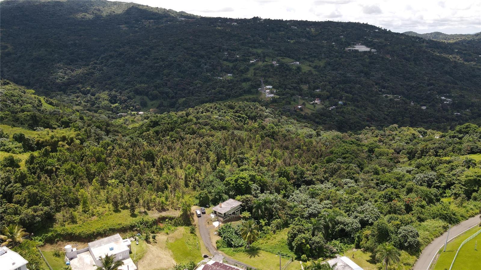 185 Km. 5.8 Bo Campo Rico Sector Peniel Property Photo 4