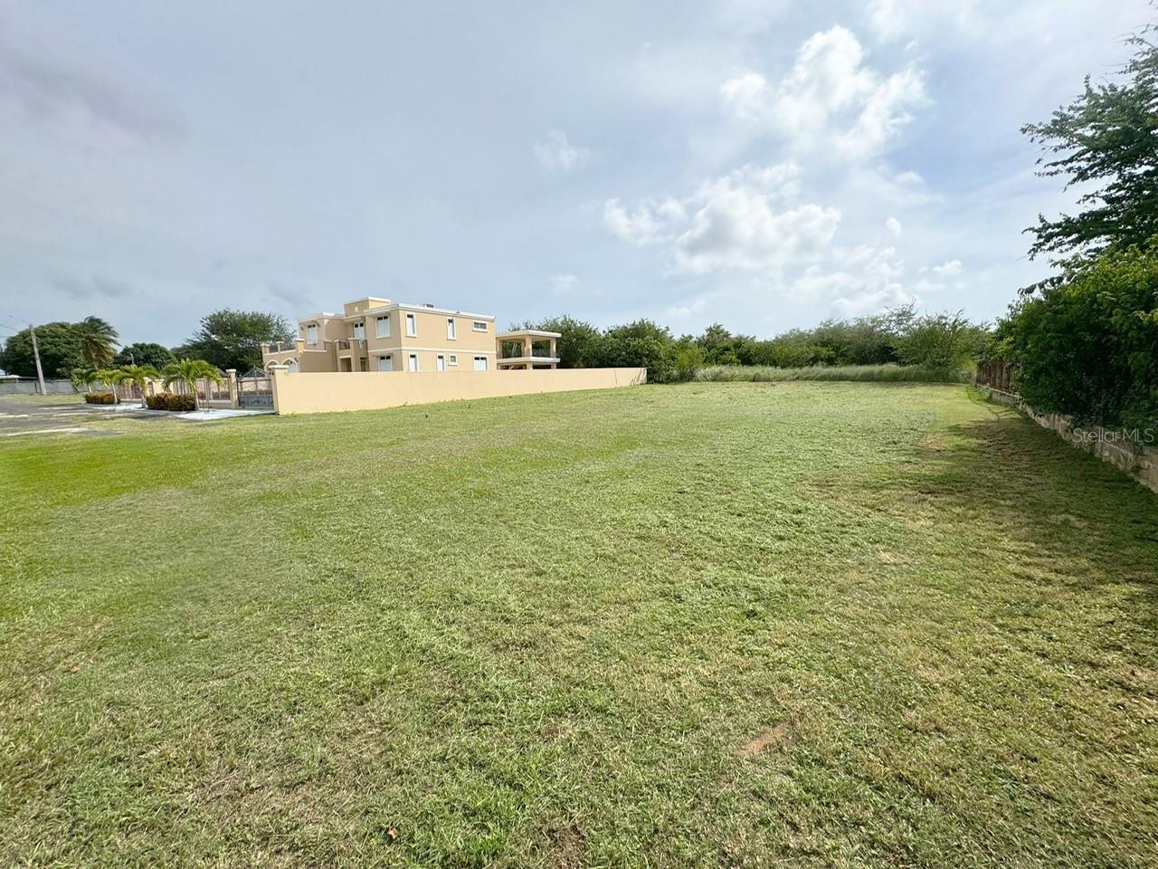 Lot E Pr 110 Aguacate Property Photo 3