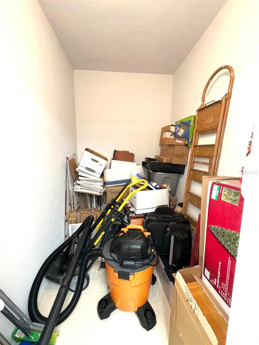 417 Escorial Ave Property Photo 16