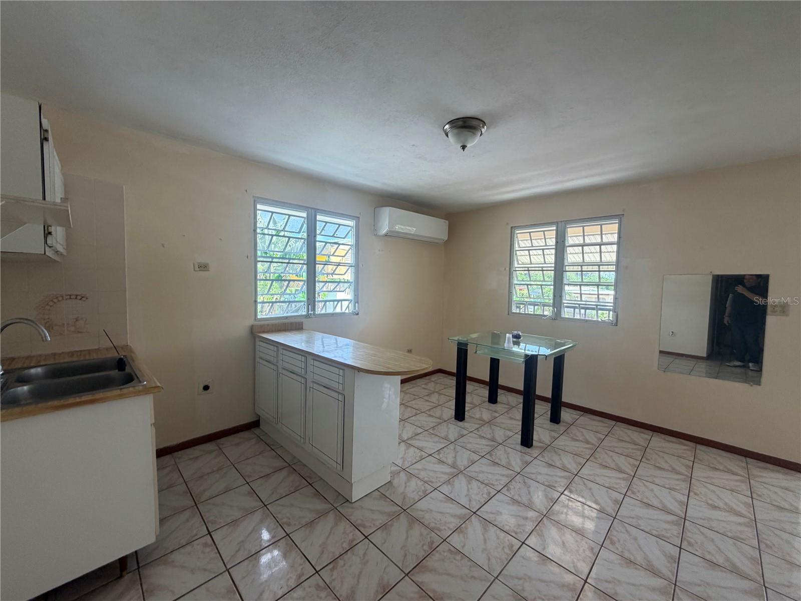 1 Antonio De Gracia Property Photo 10