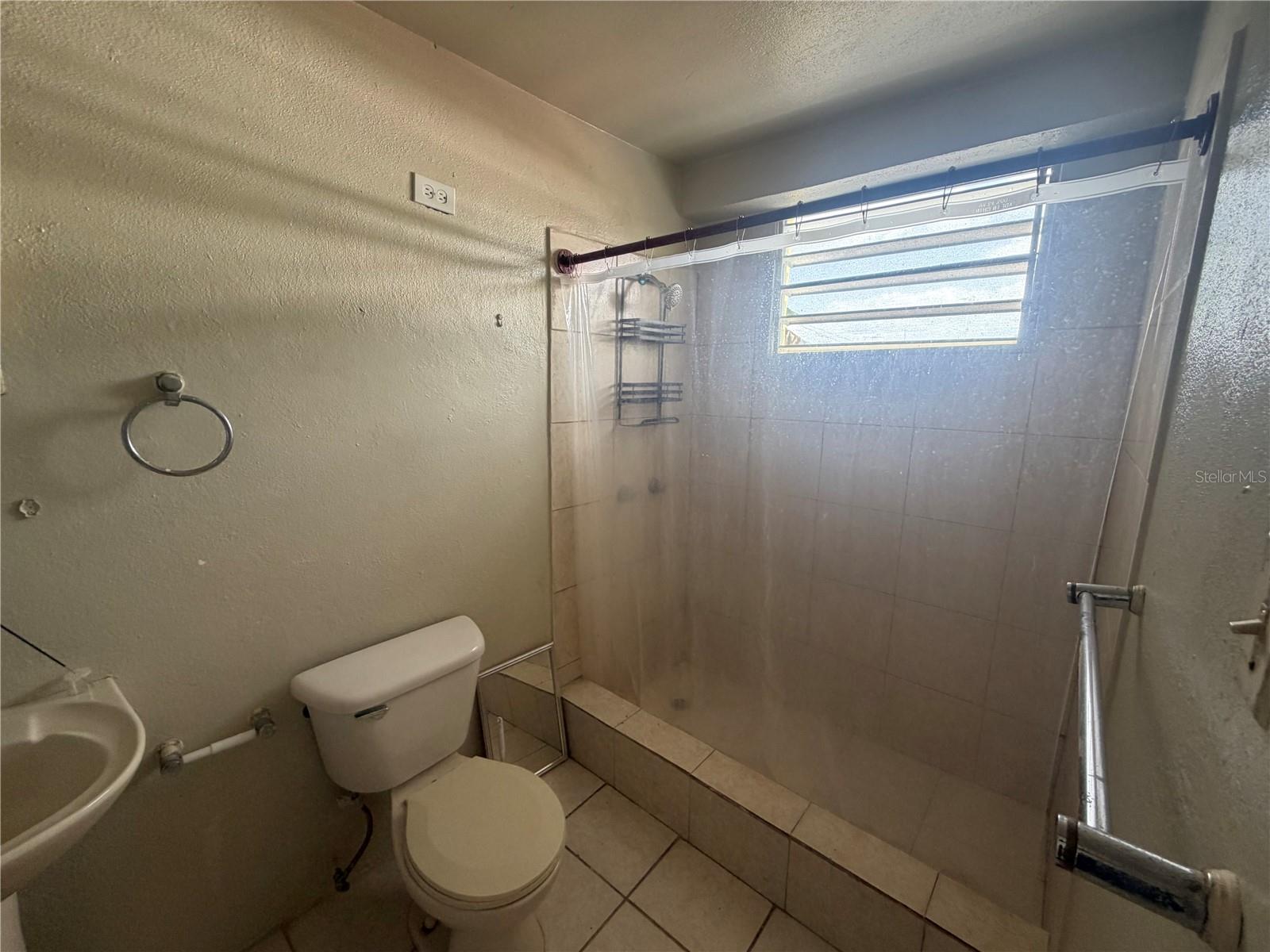 1 Antonio De Gracia Property Photo 17