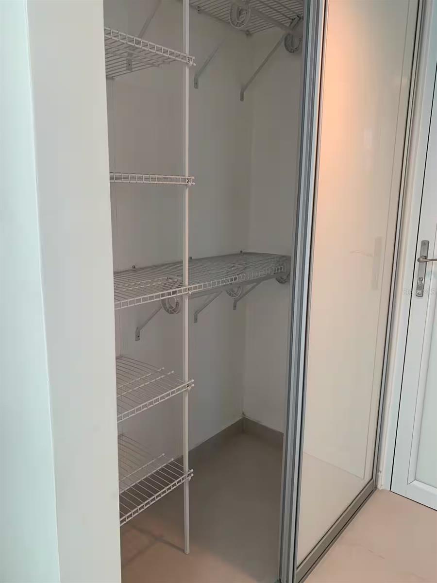 1300 Ashford Ave #3a Property Photo 15