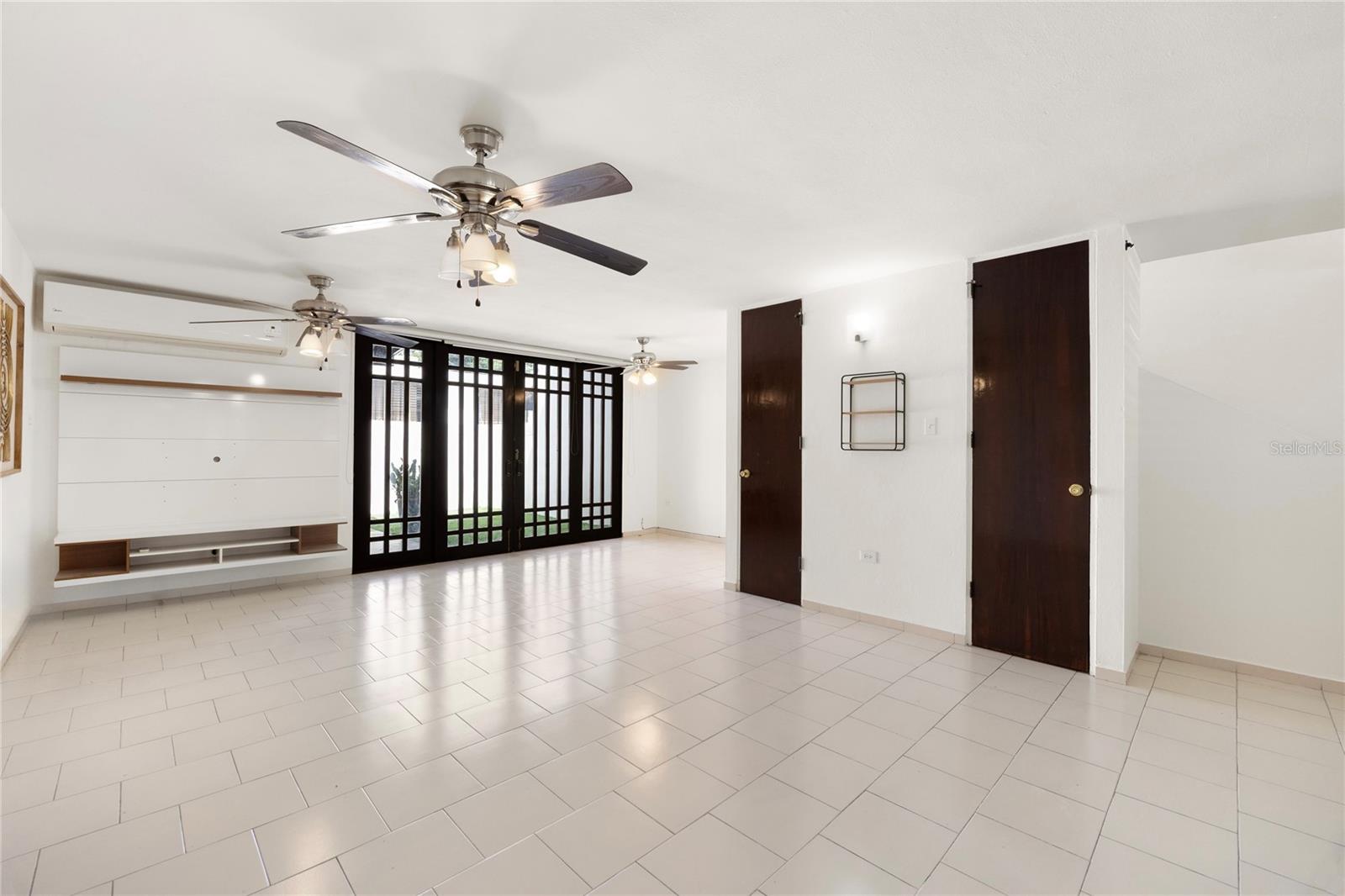 6 Prado Alto Property Photo 3
