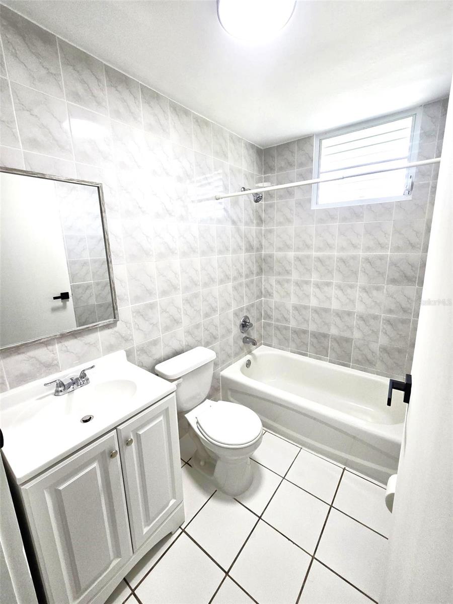 2 Roosevelt Garden Property Photo 13