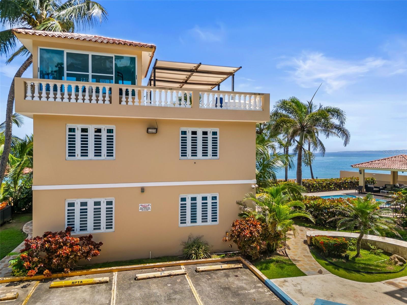 8 Condo Ocean View Castle Property Photo 4