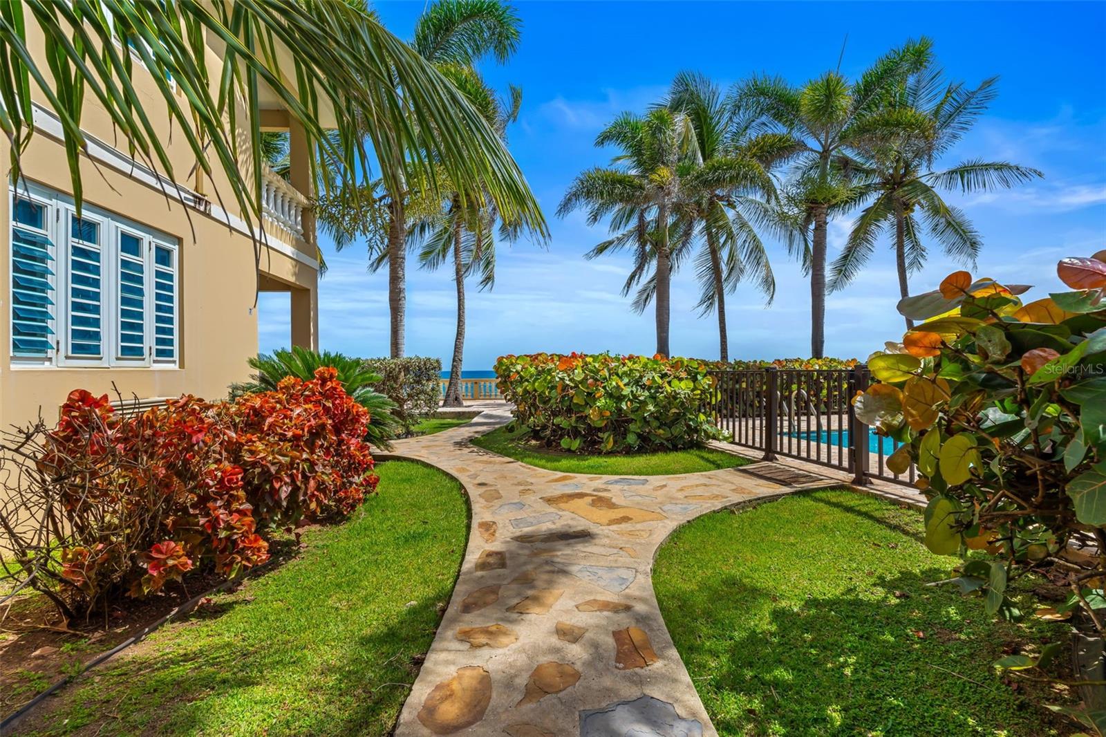 8 Condo Ocean View Castle Property Photo 6