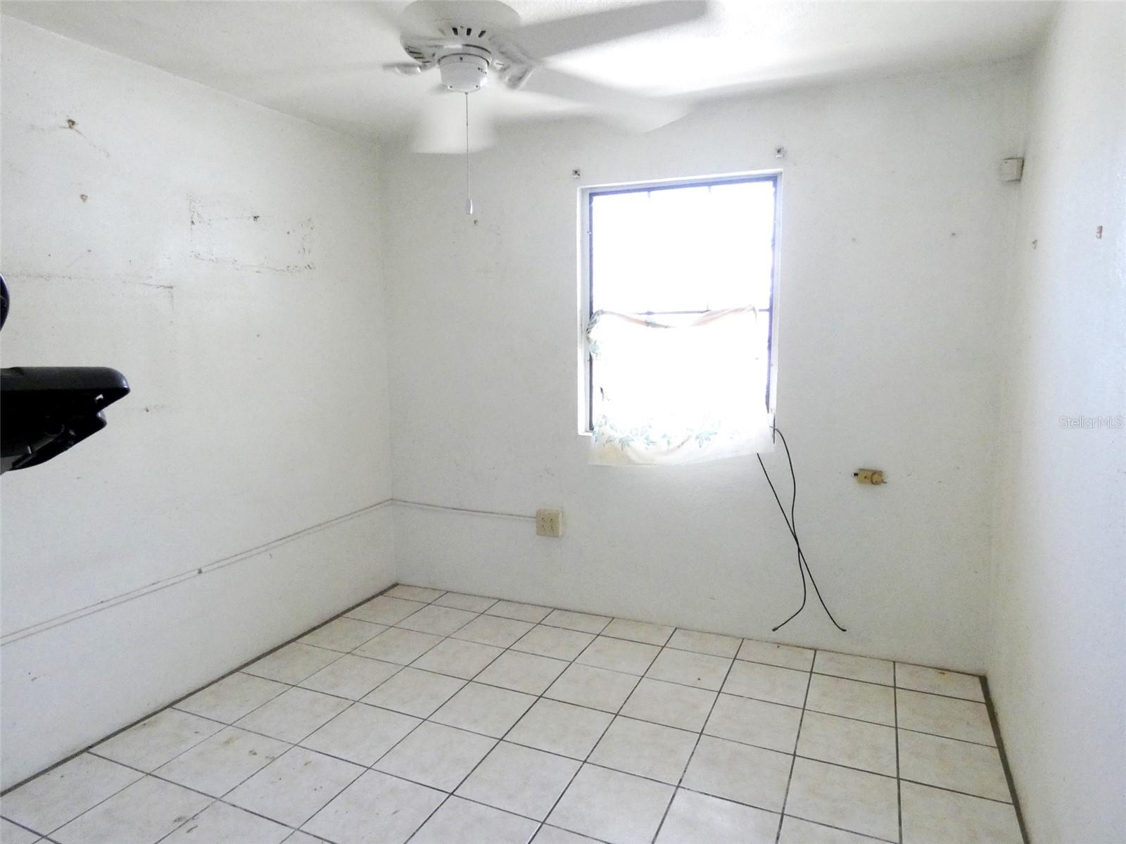 491 Calle Gladiola Property Photo 13