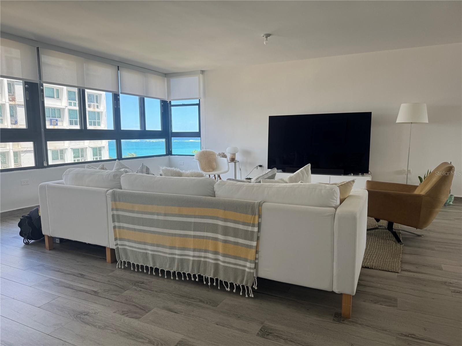 1 Taft #7-d Property Photo 2