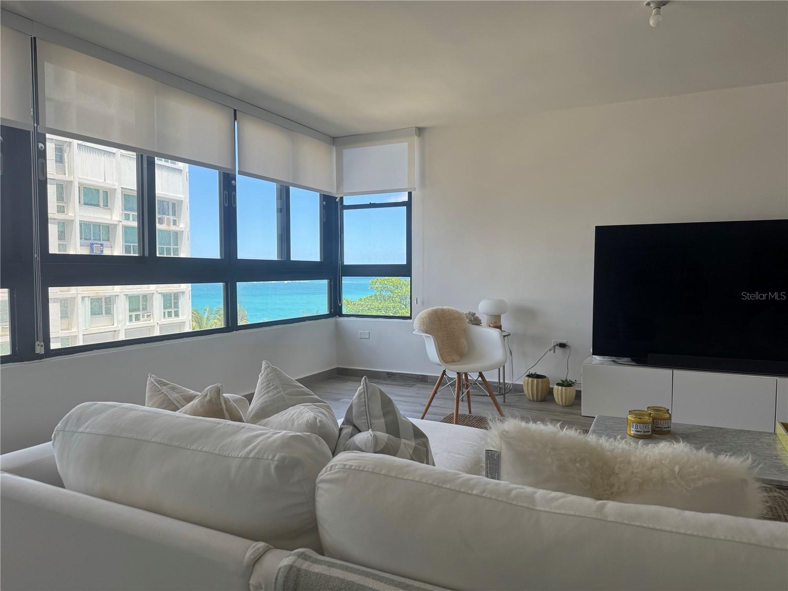 1 Taft #7-d Property Photo 4