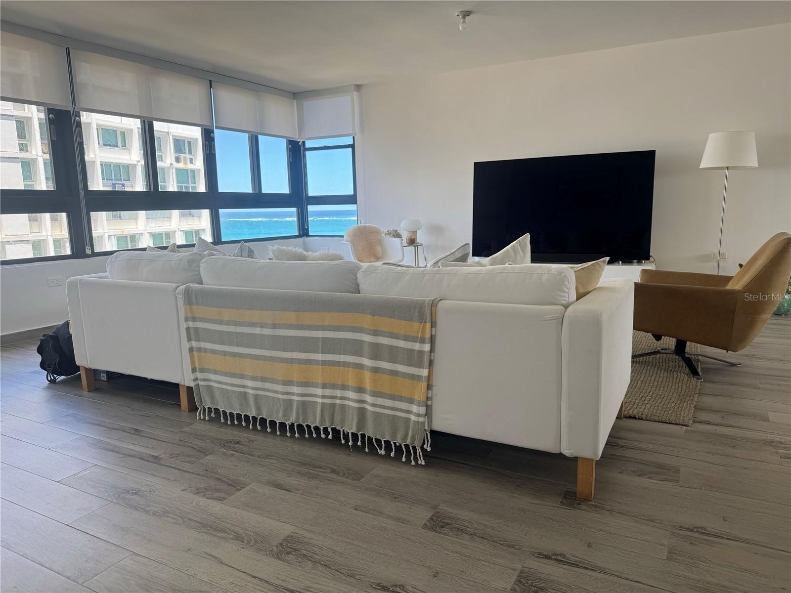 1 Taft #7-d Property Photo 6
