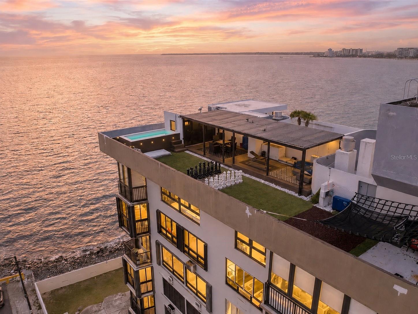 INGA 1 N COSTAMAR CONDOMINIUM #PH Property Photo 1