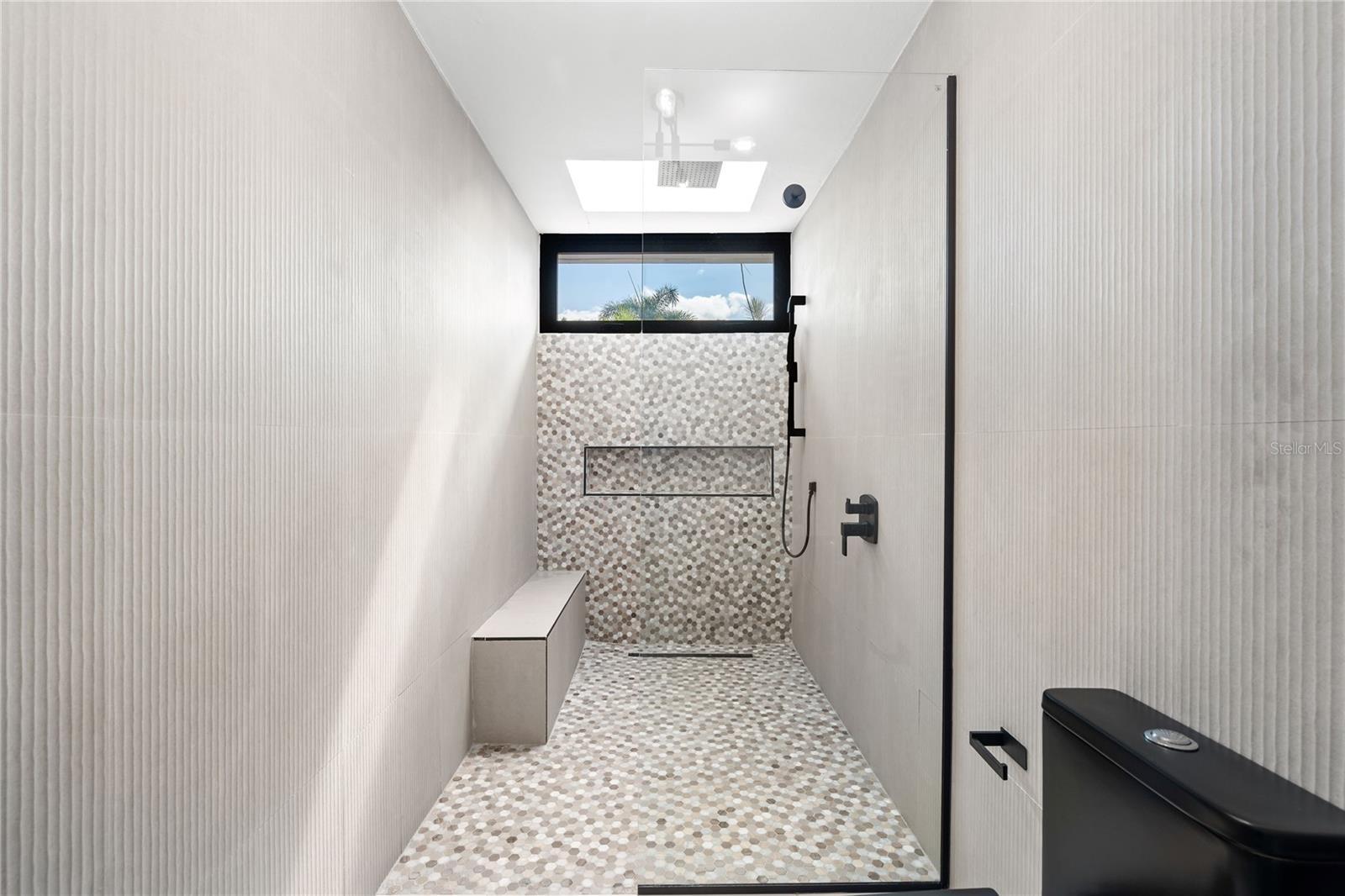 58 C Property Photo 14