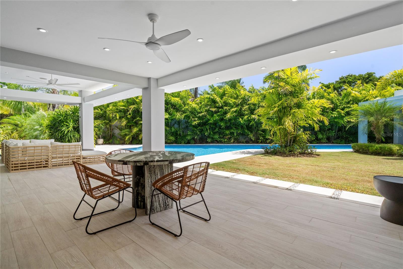 366 Dorado Beach East Property Photo 30