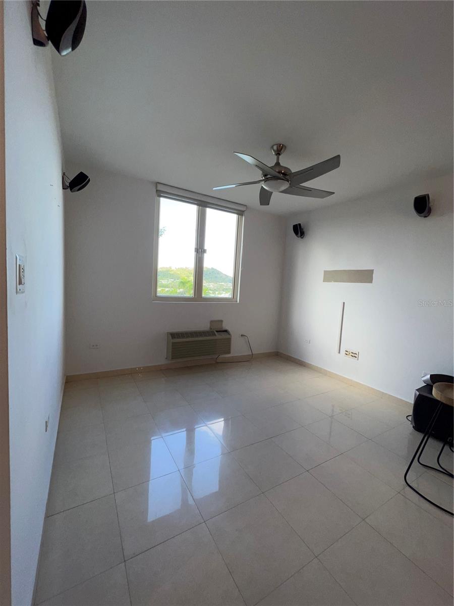 1 Avenida Palma Real #404 Property Photo 5