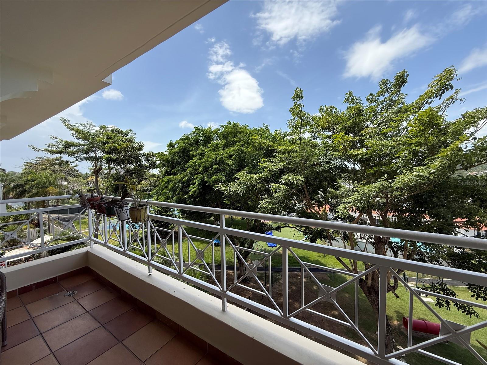 1 Avenida Palma Real #404 Property Photo 6