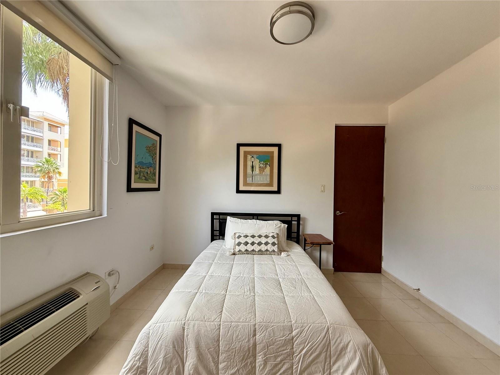 1 Avenida Palma Real #404 Property Photo 8