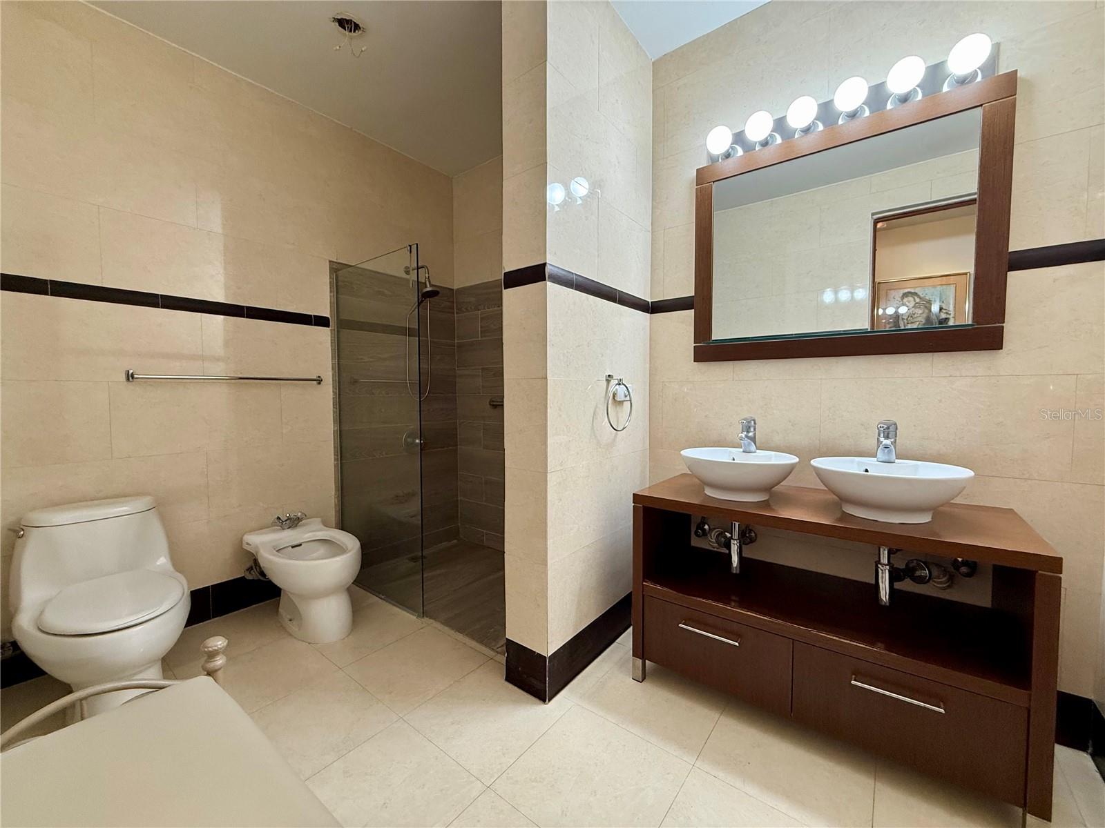 1 Avenida Palma Real #404 Property Photo 13