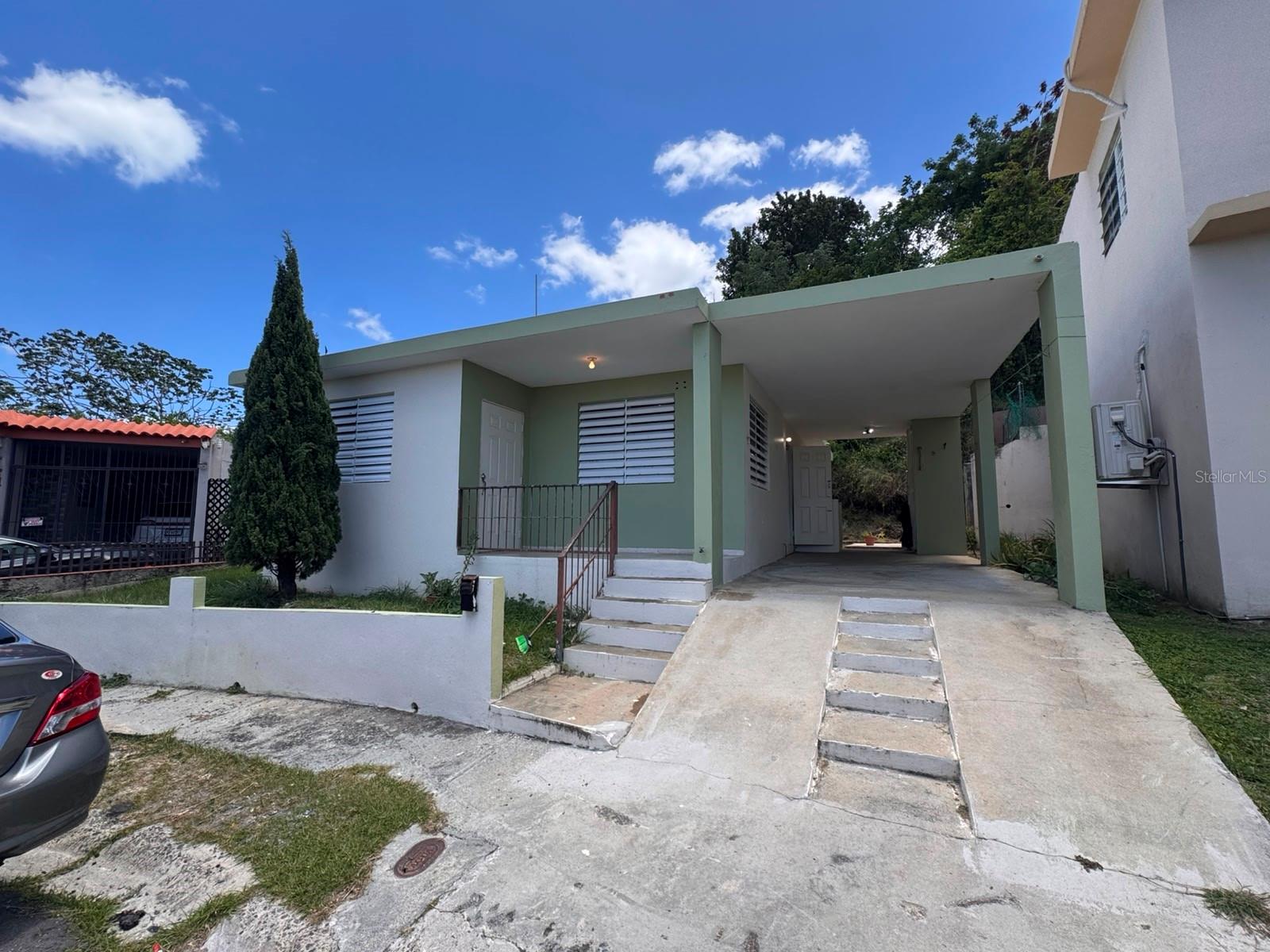 E 12 Urb. Colinas De Villa Rosa Property Photo 1