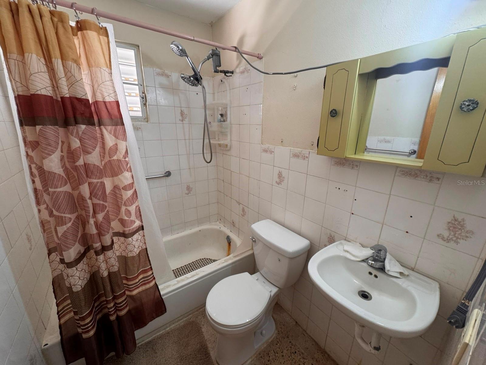 E 12 Urb. Colinas De Villa Rosa Property Photo 7