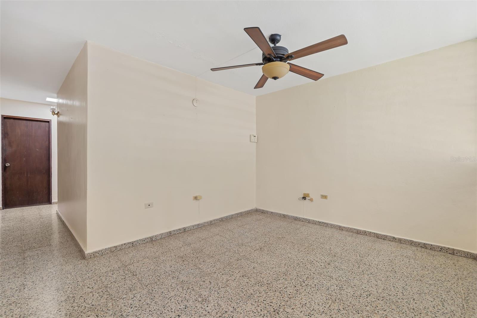 1-12 Y Property Photo 28