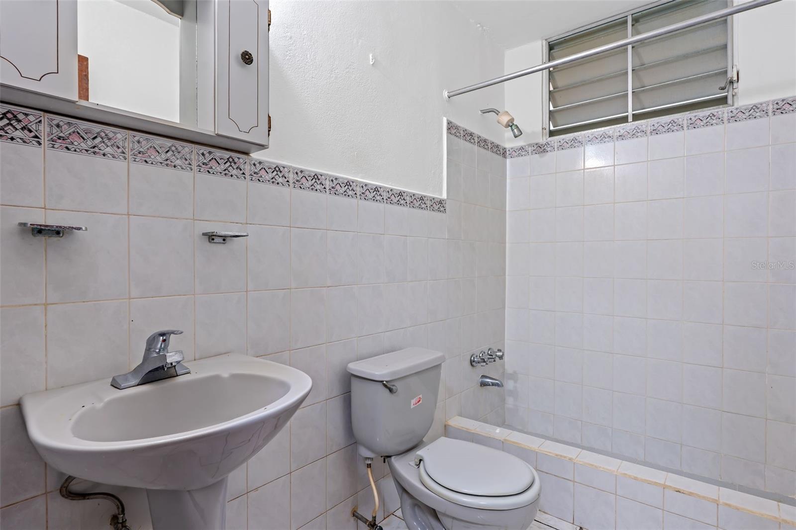 1-12 Y Property Photo 36