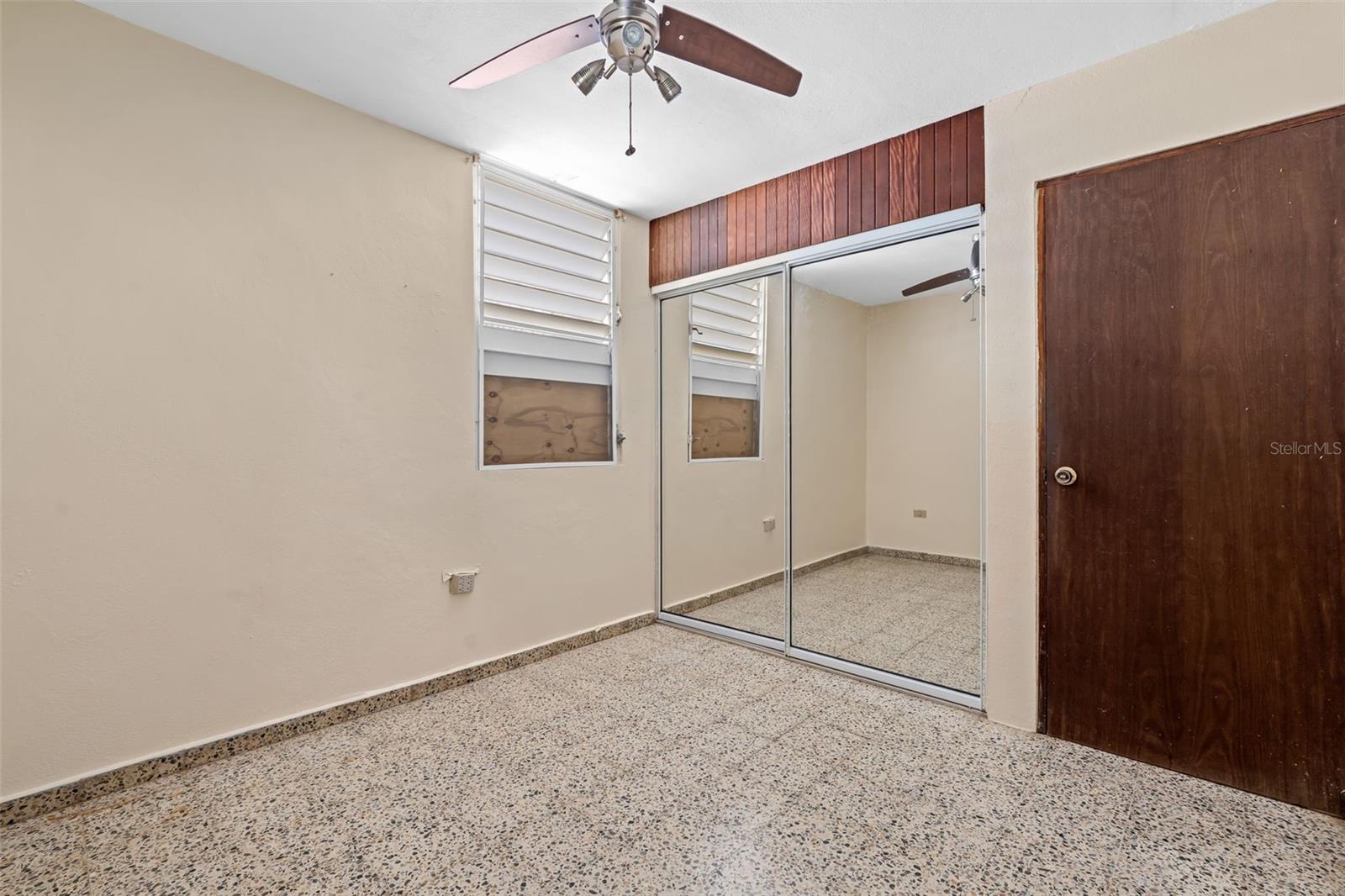 1-12 Y Property Photo 38