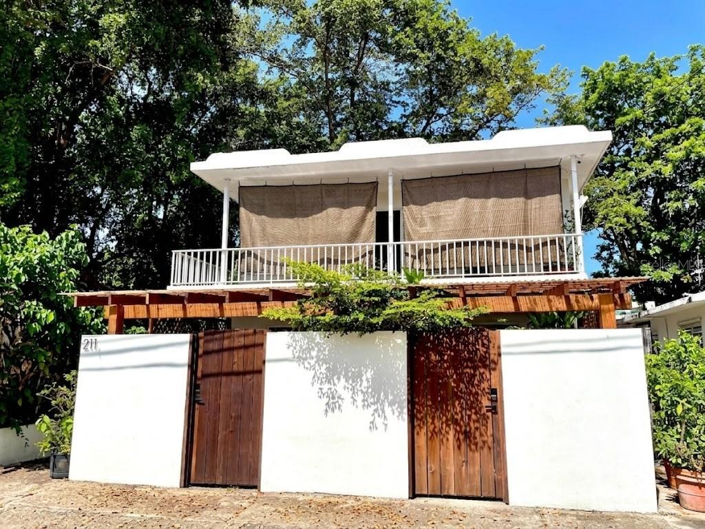 211 Calle Tapia Property Photo 1