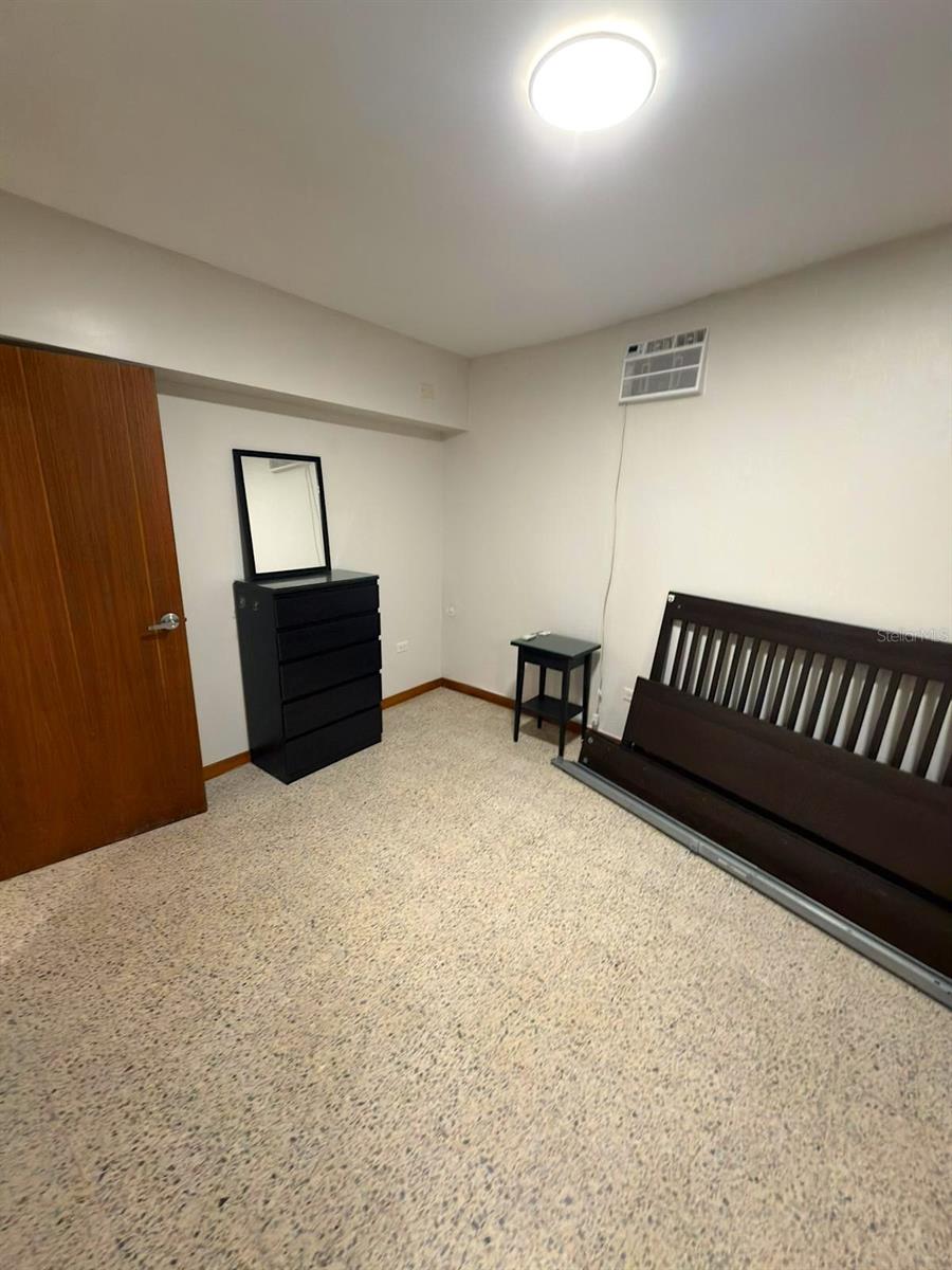 185 Calle Pine Grove #b-1 Property Photo 12