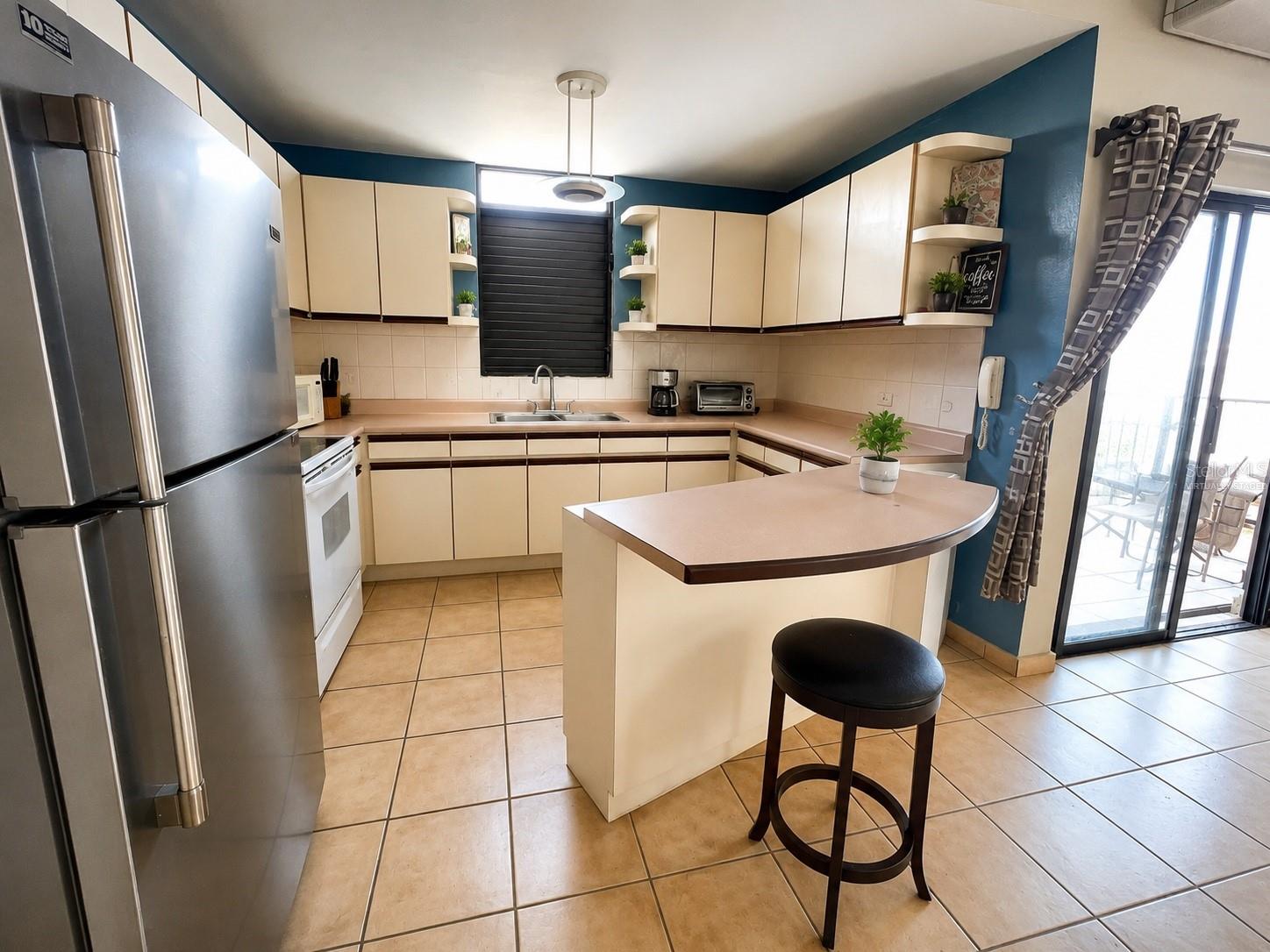 3444 Victoria Del Mar #3-a Property Photo 4