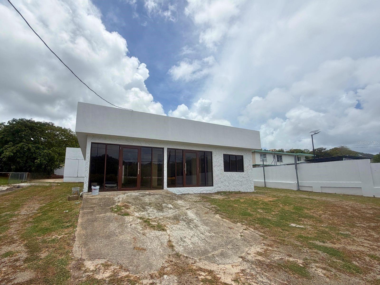Pr-3, Km 85.9 Bo. Catano Property Photo 9