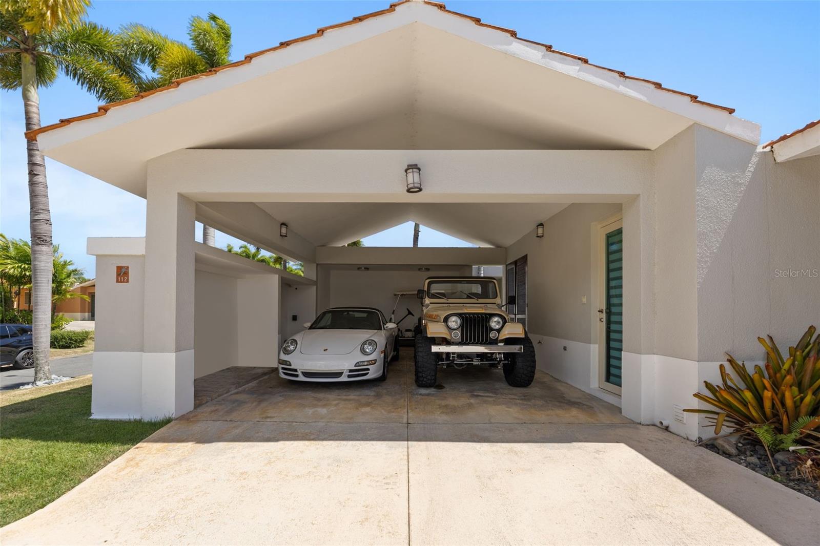 112 Camino De Los Lotos Property Photo 4