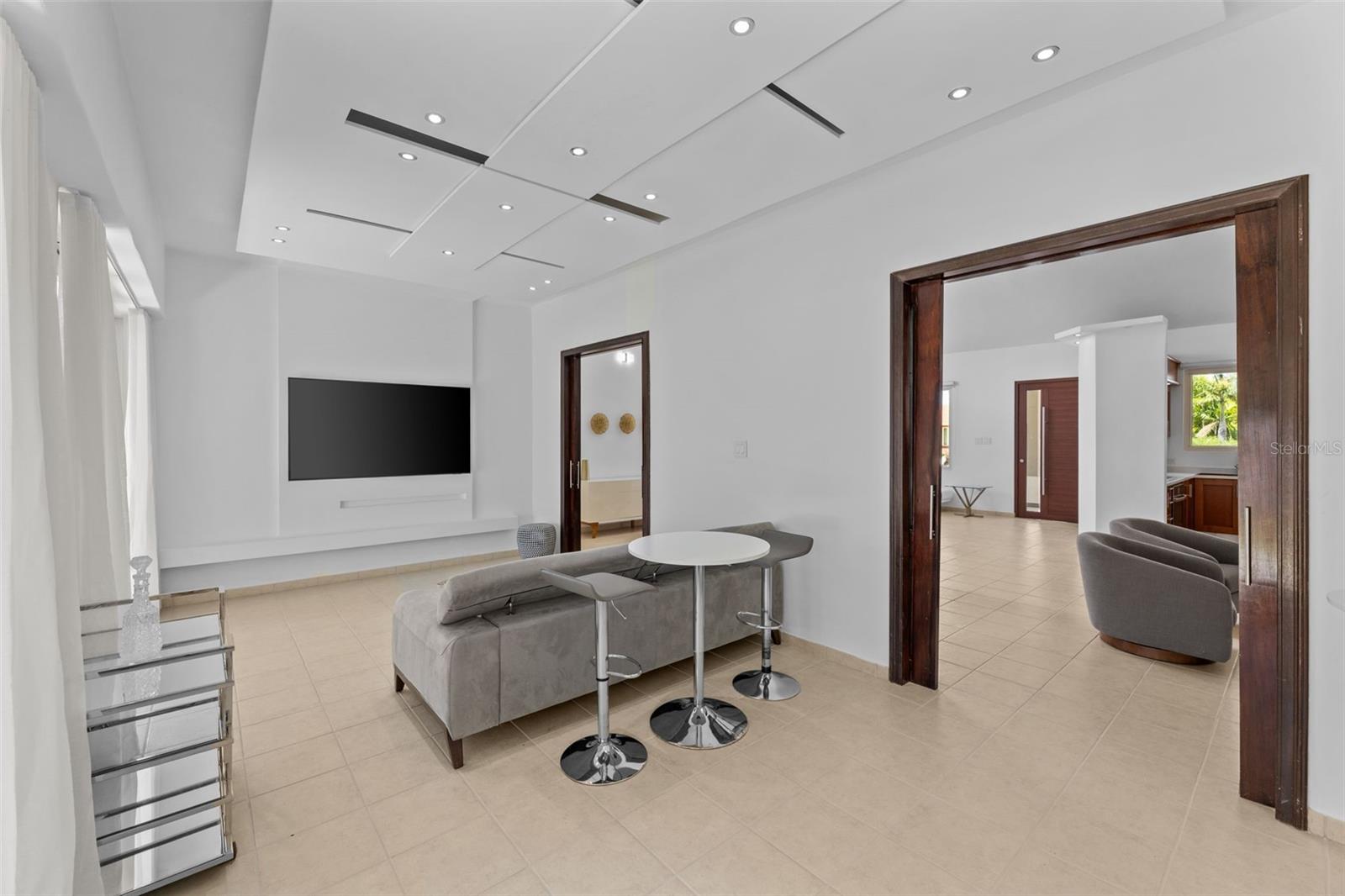 112 Camino De Los Lotos Property Photo 11
