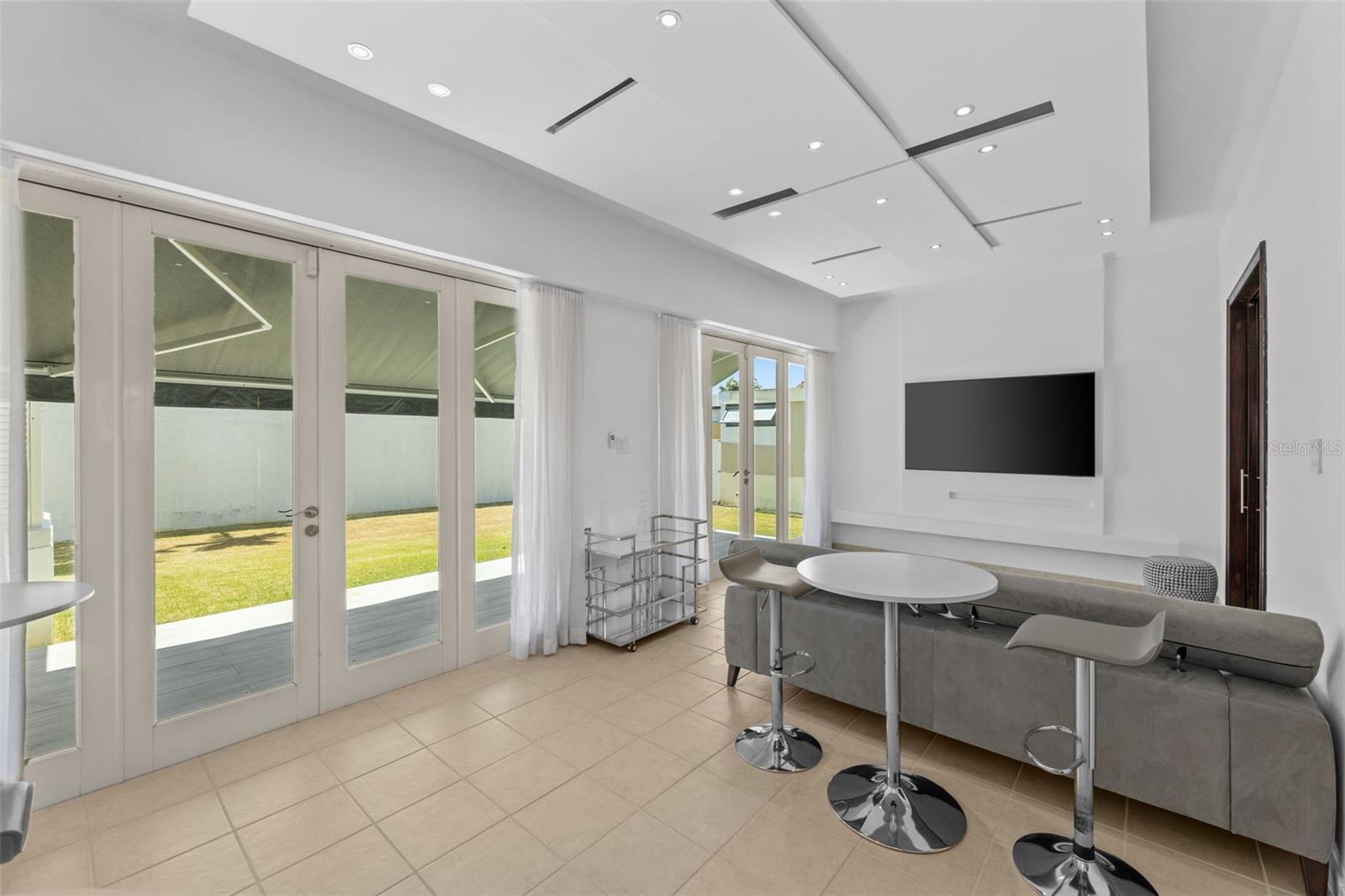 112 Camino De Los Lotos Property Photo 12