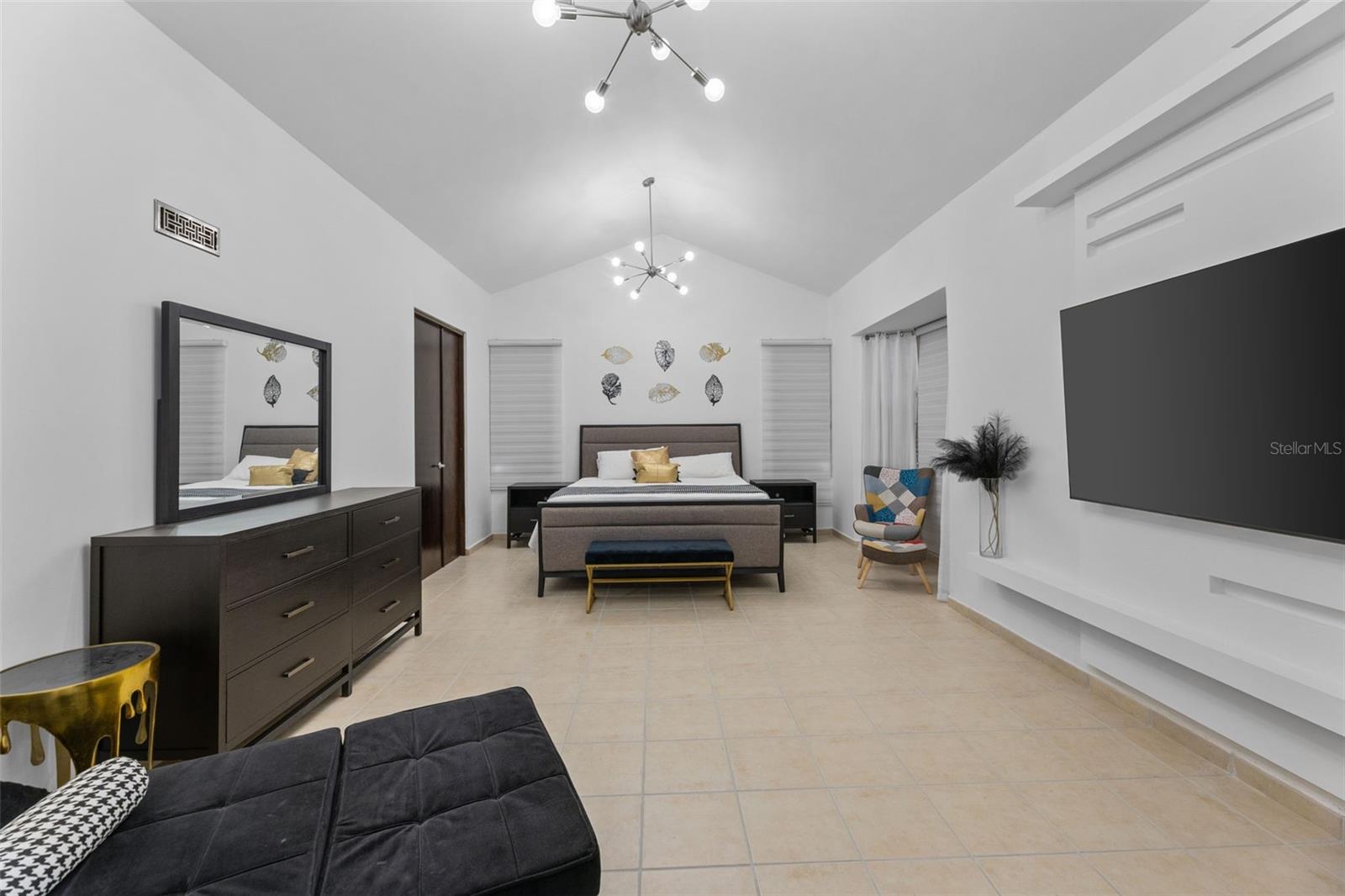 112 Camino De Los Lotos Property Photo 13