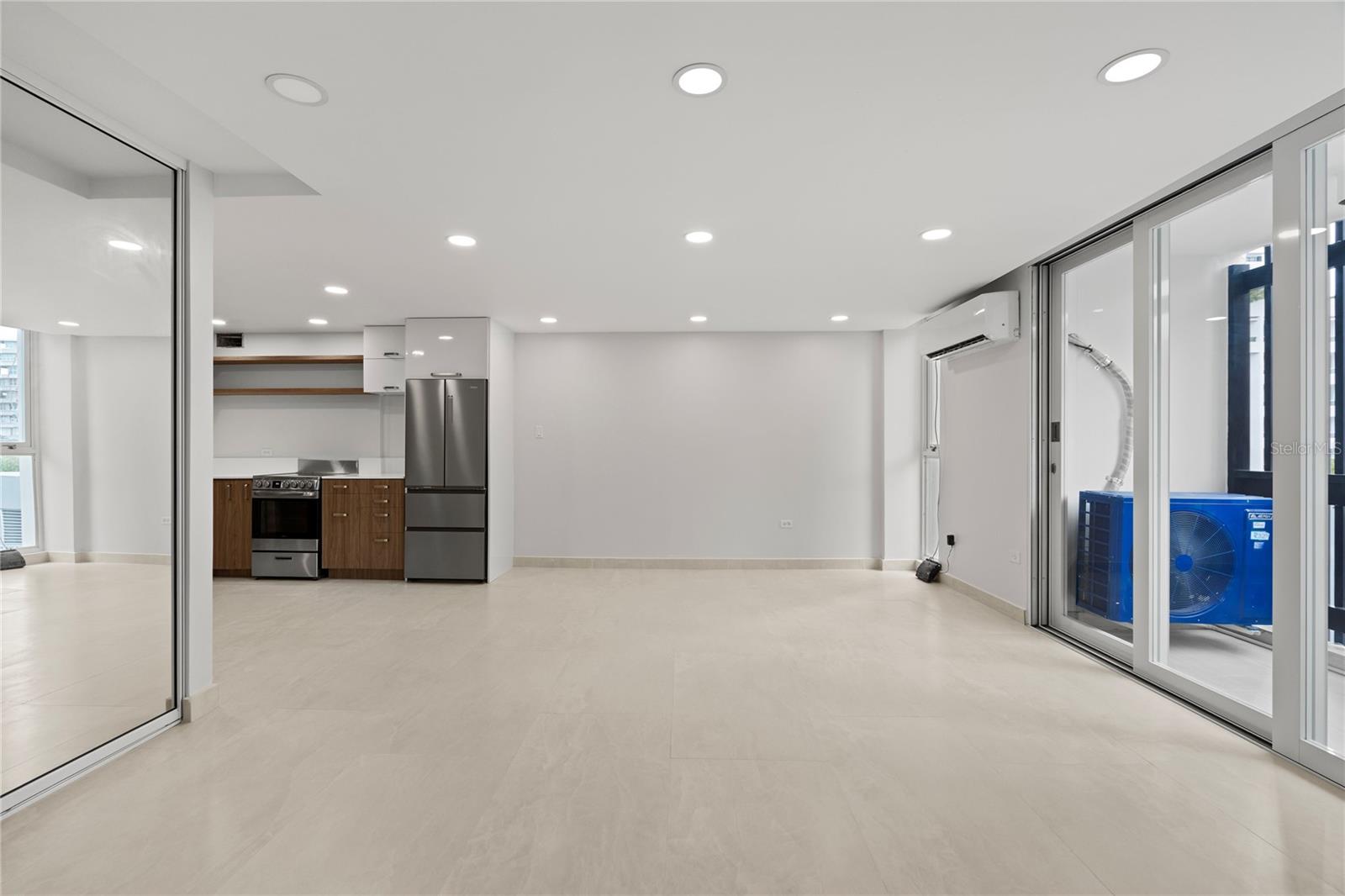 1407 Ashford Ave #5d Property Photo 3