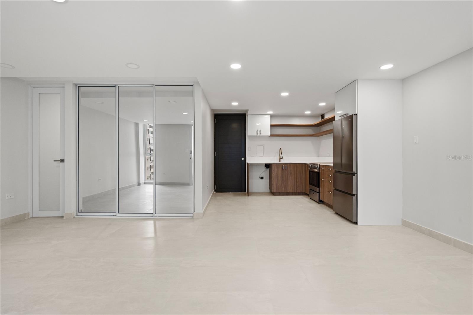 1407 Ashford Ave #5d Property Photo 6
